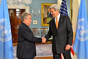 Secretary Kerry Shakes Hands With UN Secretary-General-Designate Guterres After Addressing Reporters in Washington (30472809790)