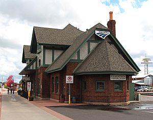 Flagstaff-1926-depot