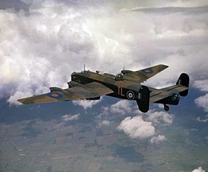 Halifax II 35 Sqn RAF in flight c1942.jpg