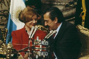 Isabel Perón y Raúl Alfonsín