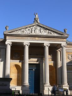 Oxford - Ashmolean Museum - colonnes