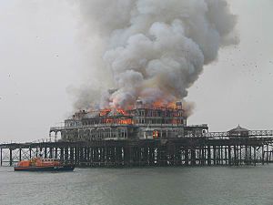 West Pier fire with boat 20030328