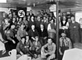 Bundesarchiv Bild 119-0289, München, Hitler bei Einweihung "Braunes Haus"