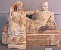 Urna cineraria da bottarone (città della pieve) in alabastro dipèinto, inizi IV sec. ac. 01