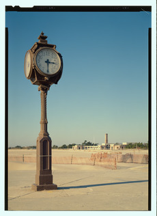 View of the Riis clock (duplicate of HABS No. NY-6374-7) - Jacob Riis Park, Rockaway Point, Queens County, NY HABS NY-6374-76 (CT)