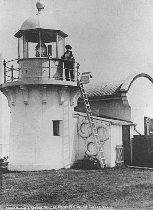 StateLibQld 2 45255 Lighthouse keeper on the observation platform of Fingal Head Lighthouse, New South Wales, ca. 1906