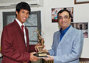 The Minister of State (Independent Charge) for Youth Affairs and Sports, Shri Ajay Maken presenting the Arjuna Award for the year 2011 to Tennis Player Shri Somdev Kishore Devvarman, in New Delhi on September 20, 2011