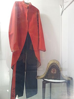 Clothes worn by Bhimsen Thapa 1
