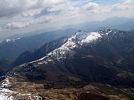 The Cima di Fojorina peak with the Bogno below in Val Colla