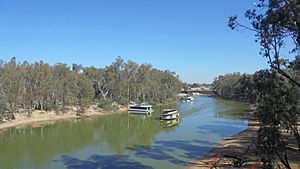 Paddle Steamer on Murray River at Moama