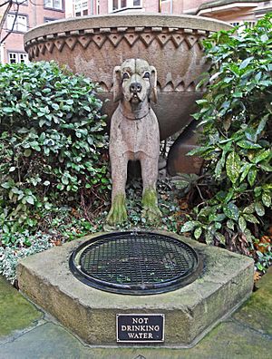 Talbot Hounds Fountain in Trevelyan Square, Leeds (4134319142)
