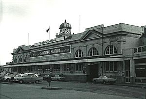 Cardiff Central rail station (possibly late 1960's)
