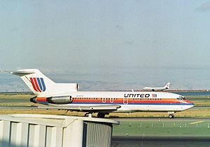 N7007U Boeing 727-22 (cn 18299 9) United Airlines. (5909449153)