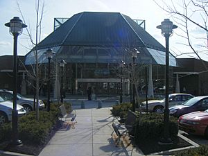 Exton Square Mall food court entrance