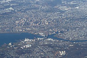 New Haven from above, 2009-12-10