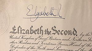 Signature of queen Elizabeth II in Adligat