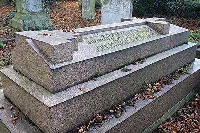 The grave of Sir Richard Graves MacDonnell, Kensal Green Cemetery