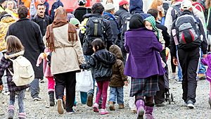 Drehscheibe Köln-Bonn Airport - Ankunft Flüchtlinge 5. Oktober 2015-0308