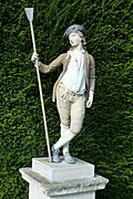 Statue in the garden of Fenton House, Hampstead - geograph.org.uk - 1483666