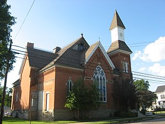 Mechanicsburg Baptist Church from the south.jpg