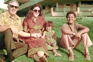 Ann Dunham with father and children