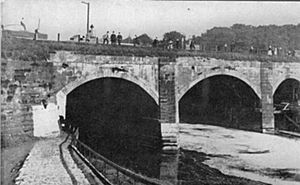 Barton aqueduct