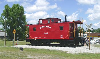 VGN Caboose 342 at Victoria Virginia August 2004