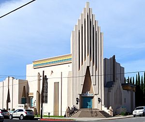 Ventura Center for Spiritual Living, fka First Baptist Church of Ventura (cropped)