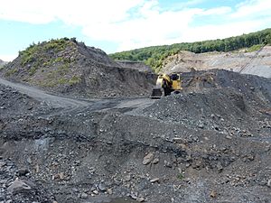 Coal Mining near Heckscherville, Cass Twp, Schuylkill Co PA 01