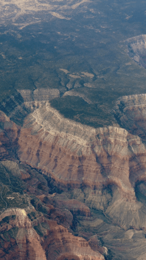 Eremita Mesa, South Rim Grand Canyon, with Hermit Canyon and Pima Point.png