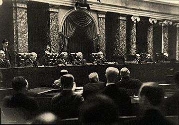 Erich Salomon - The Supreme Court, 1937