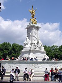 Victoria.memorial.london.arp