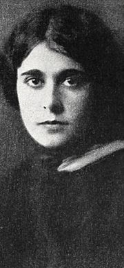 Frederica Sagor Maas - Jun 1925 EH.jpg