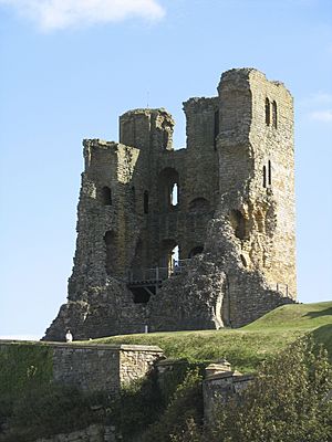 Scarborough Castle keep, 2007