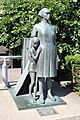 Woman and Child anti-apartheid sculpture by Anne Davidson, Lothian Road, Edinburgh (front view).jpg