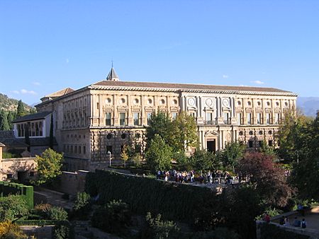 Palacio Carlos V west