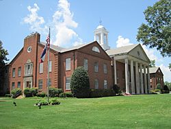 County Courthouse in Hernando