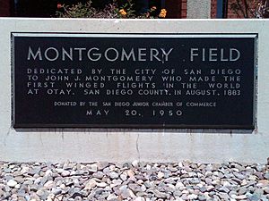 Montgomery Field (KMYF) Marker