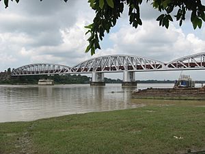 Jubilee Bridge (Naihati-Bandel) by Piyal Kundu