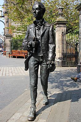 Statue of Robert Fergusson