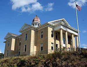 Dodge County Courthouse in Mantorville