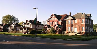 East Grand Boulevard Historic District Detroit MI 3.jpg