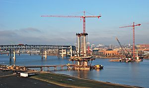 Portland-Milwaukie Light Rail Bridge towers under construction 2013-1-12
