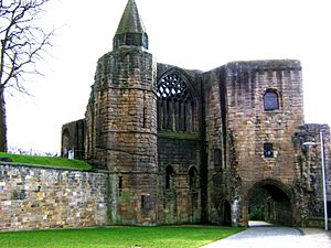 Dunfermline Abbey gatehouse and pend, Dunfermline