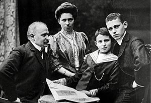 Zuckmayer family july1906