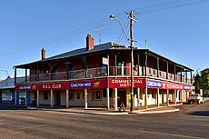 Commercial Hotel, Three Springs, 2018 (01)