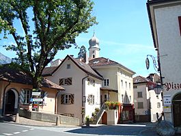 Maienfeld, Graubünden, Szene im Ort 1.jpg