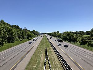 2021-06-17 14 11 34 View east along Interstate 78 (Phillipsburg-Newark Expressway) from the overpass for Carpentersville Road in Pohatcong Township, Warren County, New Jersey