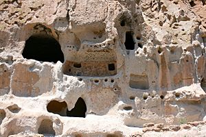 Bandelier Cliff Dwelling Features