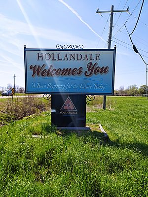Hollandale MS Welcome Sign.jpg